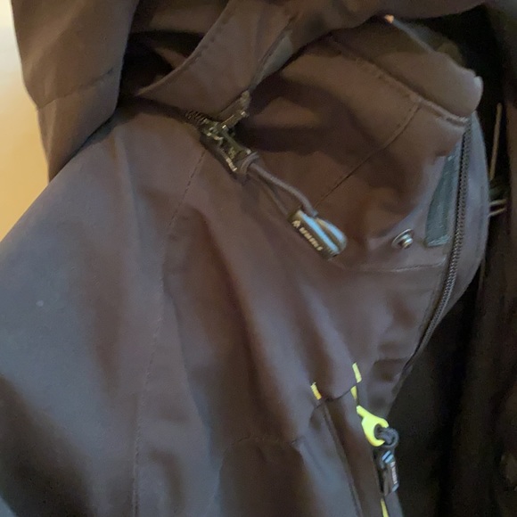 Volkl German insulated stretch ski jacket - Picture 9 of 10